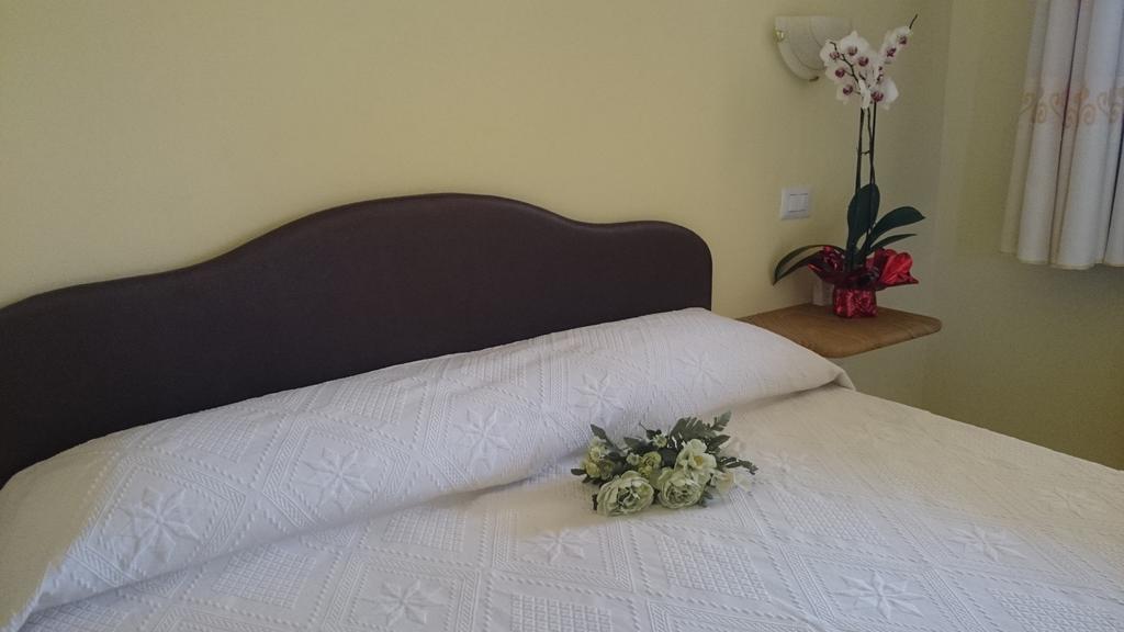 Aparthotel La Corte Dei Rei Castiadas Pokój zdjęcie