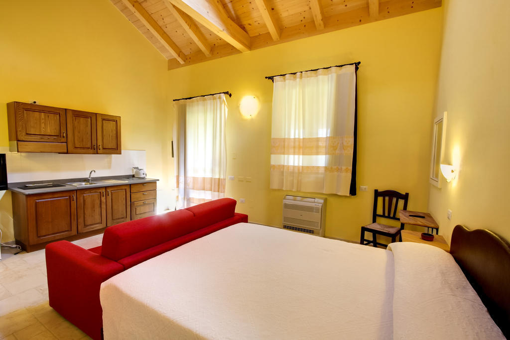 Aparthotel La Corte Dei Rei Castiadas Pokój zdjęcie