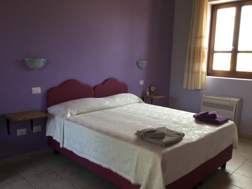 Aparthotel La Corte Dei Rei Castiadas Pokój zdjęcie